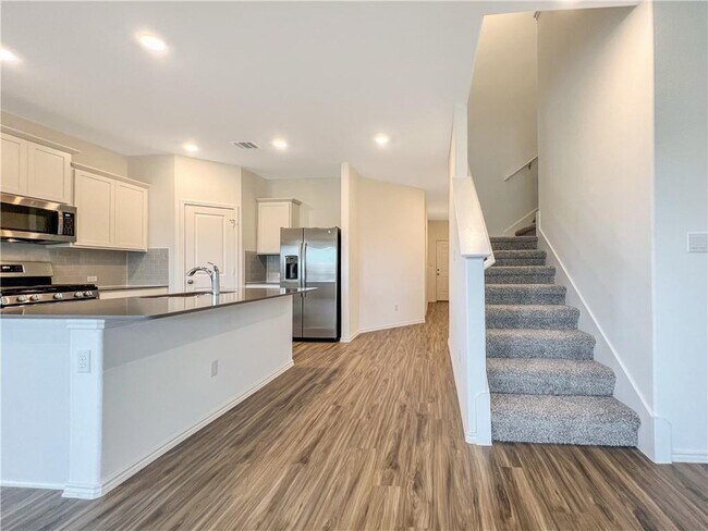 Building Photo - 1225 Toyah Dr