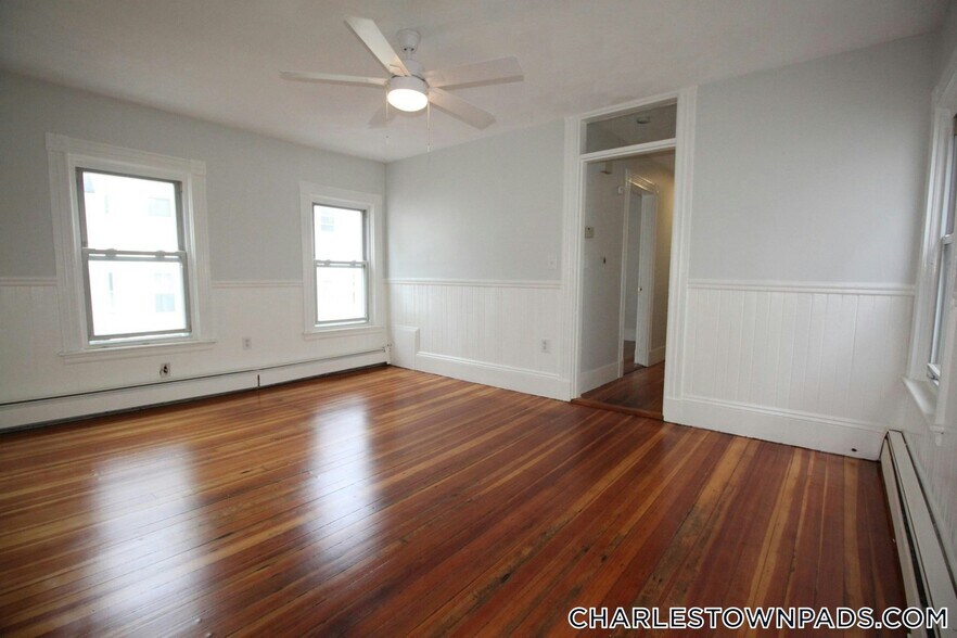 Building Photo - 12 Albion Pl