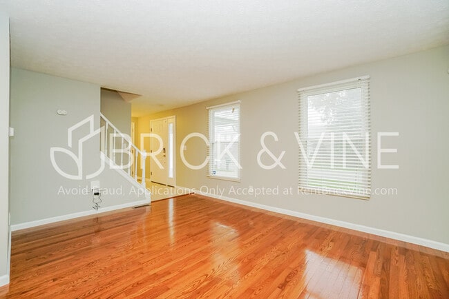 Building Photo - 5837 Snowdrop Ave