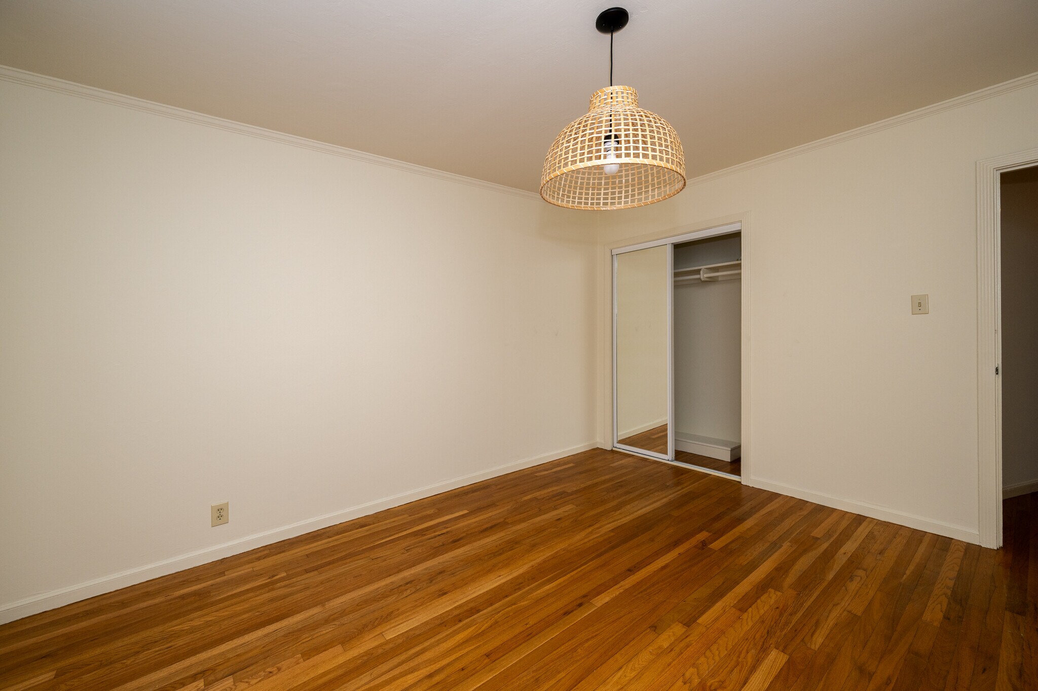 Building Photo - 1401 43rd Ave