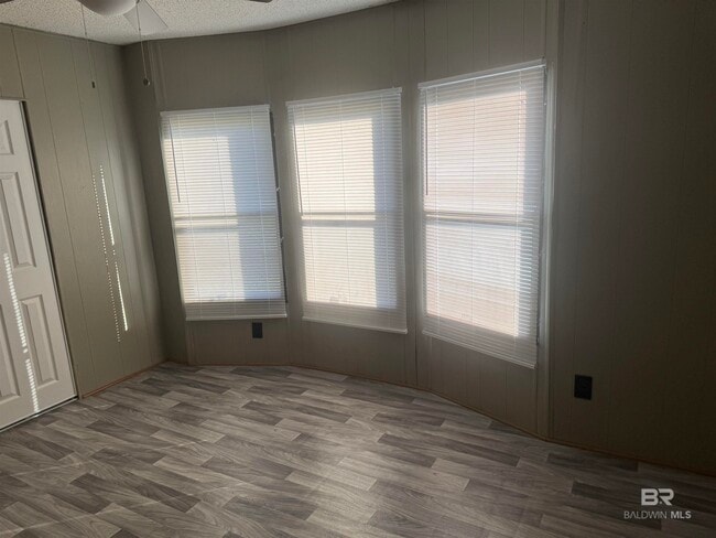 Building Photo - 21059 Morgan Spgs Ln