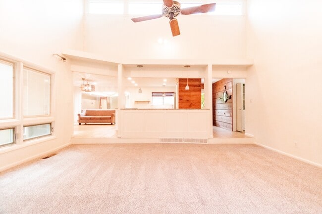 Building Photo - 1818 W Ora Dr