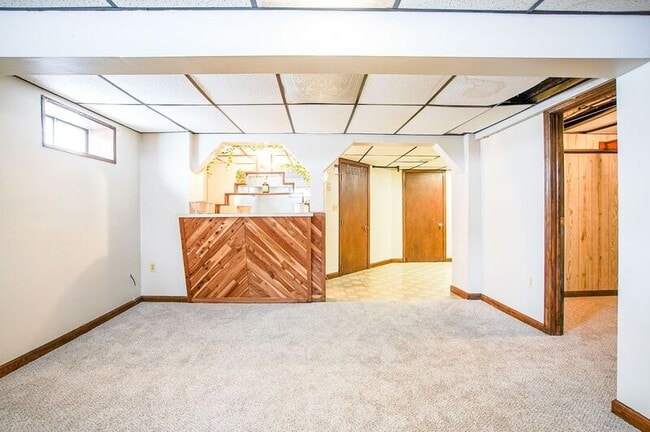 Building Photo - 13 1/2 Weston Street