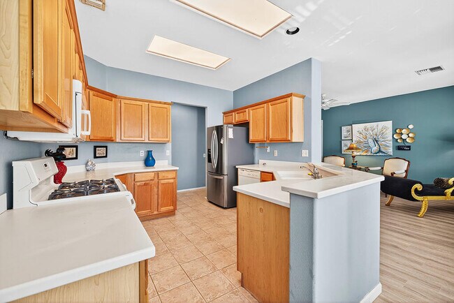 Building Photo - 37690 Turnberry Isle Dr