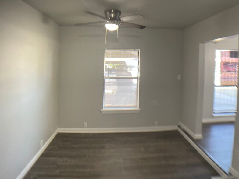 Bonus room. - 1442 Parnell Ave