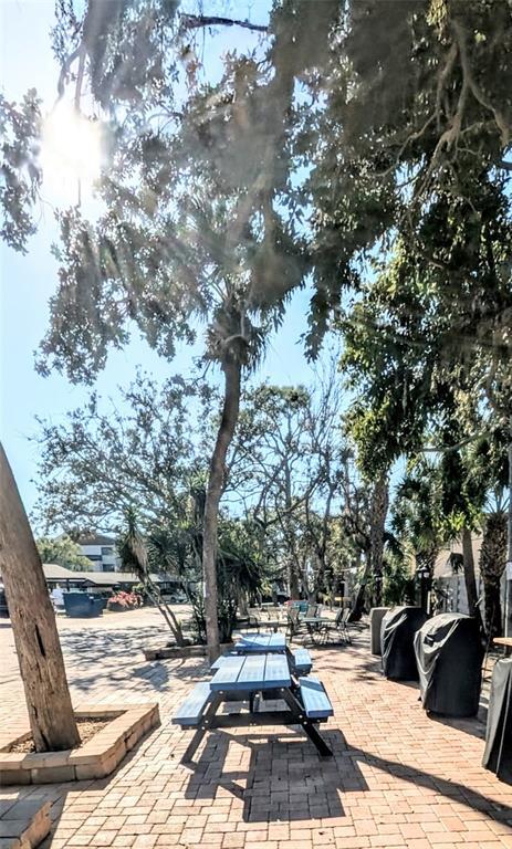 Building Photo - 6327 Midnight Pass Rd