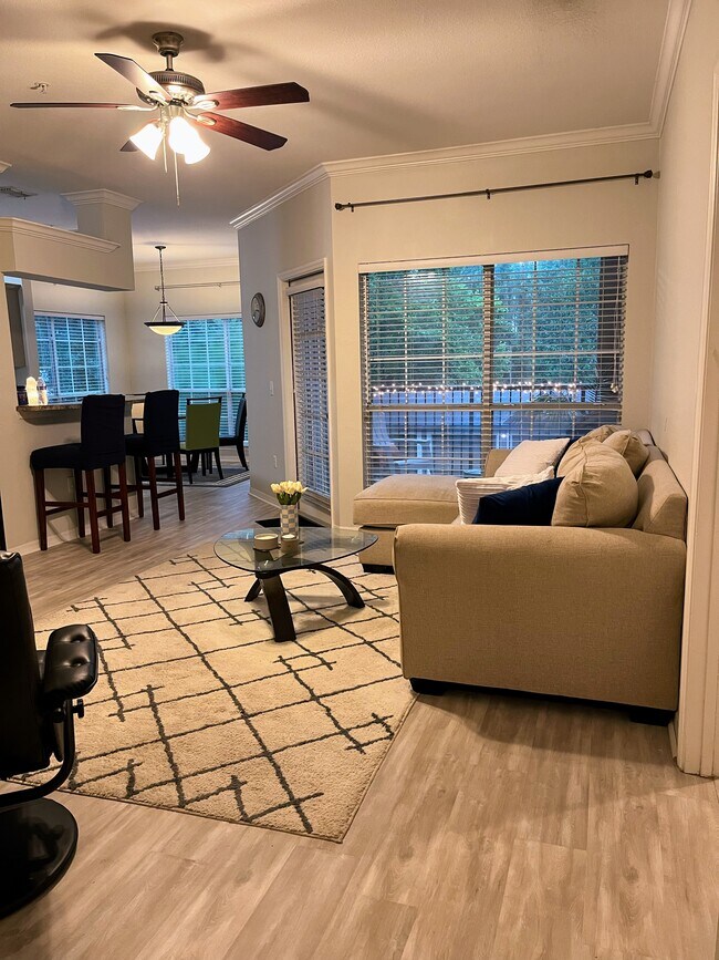 Building Photo - 10961 Burnt Mill Rd