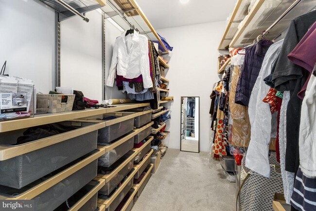 Building Photo - 1108 N Bodine St