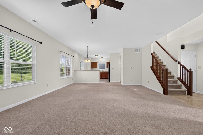 Building Photo - 793 N Crystal Dr