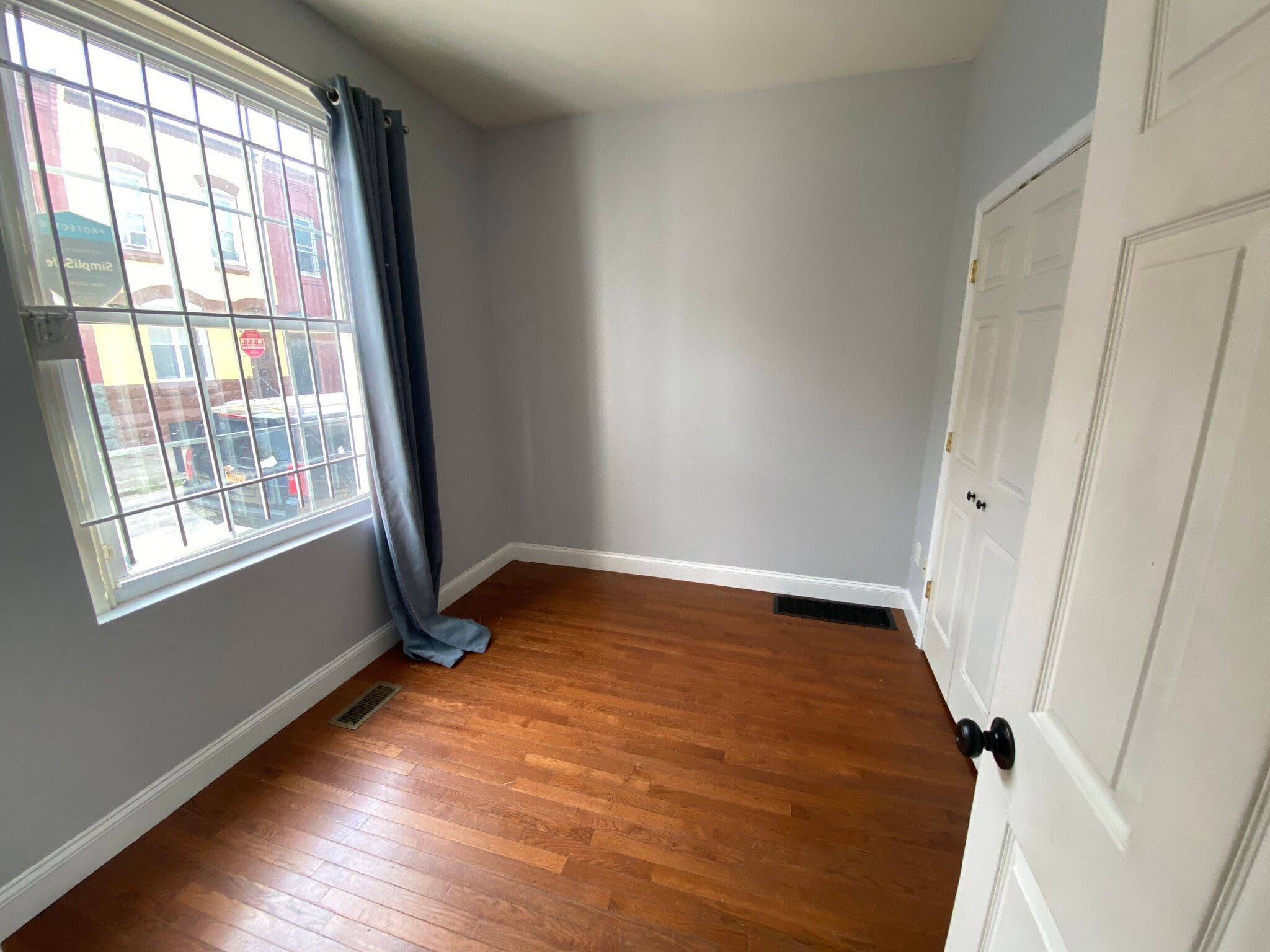 Building Photo - 1625 edgley st