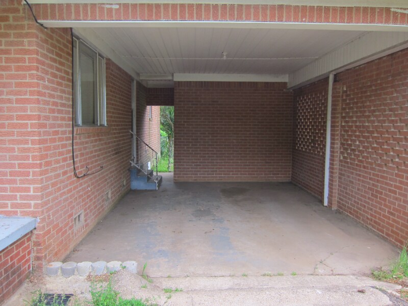 Building Photo - 3587 FM 2208