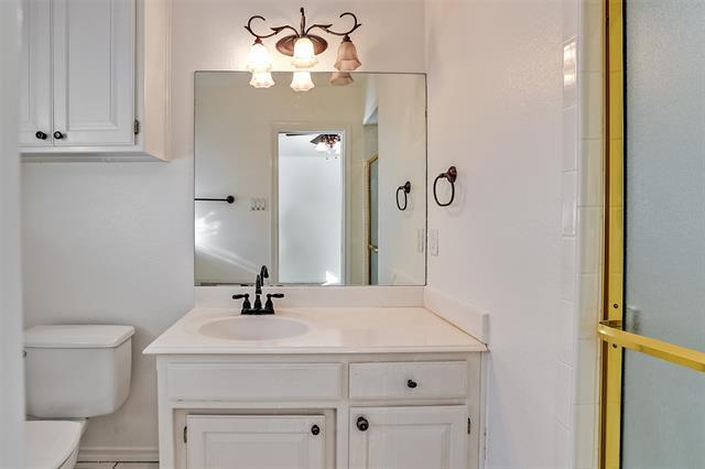 Building Photo - 5901 River Bend Dr