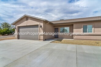 Building Photo - 4734 N Ocotillo Dr