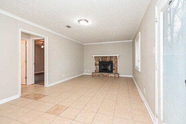 Building Photo - 1450 Moriah Trce