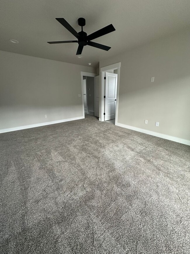 Building Photo - 3139 E Thorley Dr