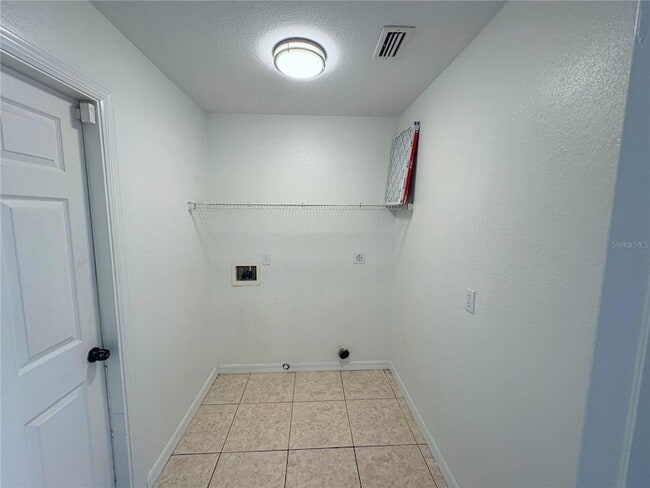 Building Photo - 225 Santa Fe St