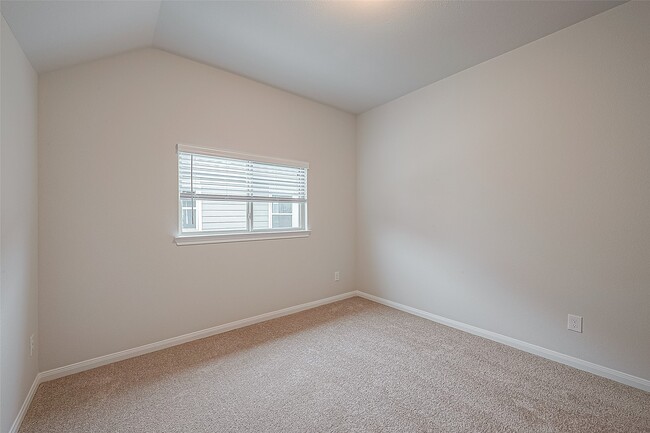 Building Photo - 31123 Mahogany Fir Trl