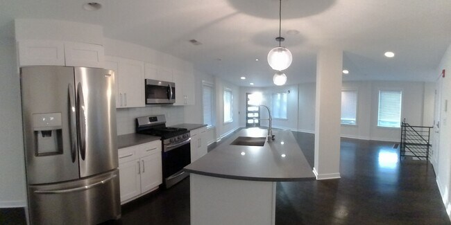 Building Photo - Incredible, modern apartment