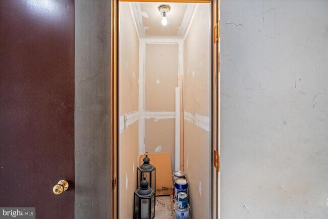 Building Photo - 5600 Willoughby Newton Dr