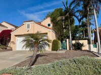 Building Photo - Rancho Del Oro Beauty