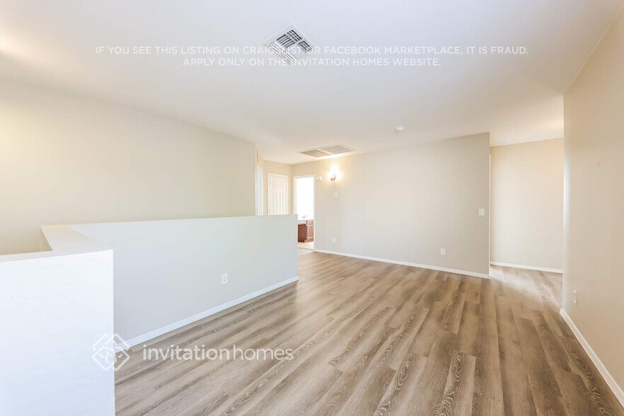 Building Photo - 13029 W Lisbon Ln