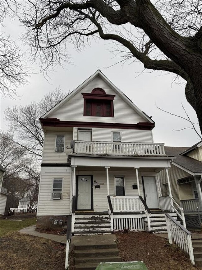 Building Photo - 2965 N Richards St