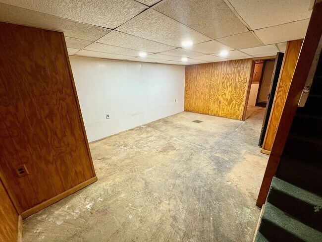 Building Photo - House for Rent in Upper Darby