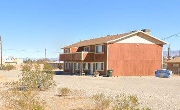 Building Photo - 1235 Navajo Dr