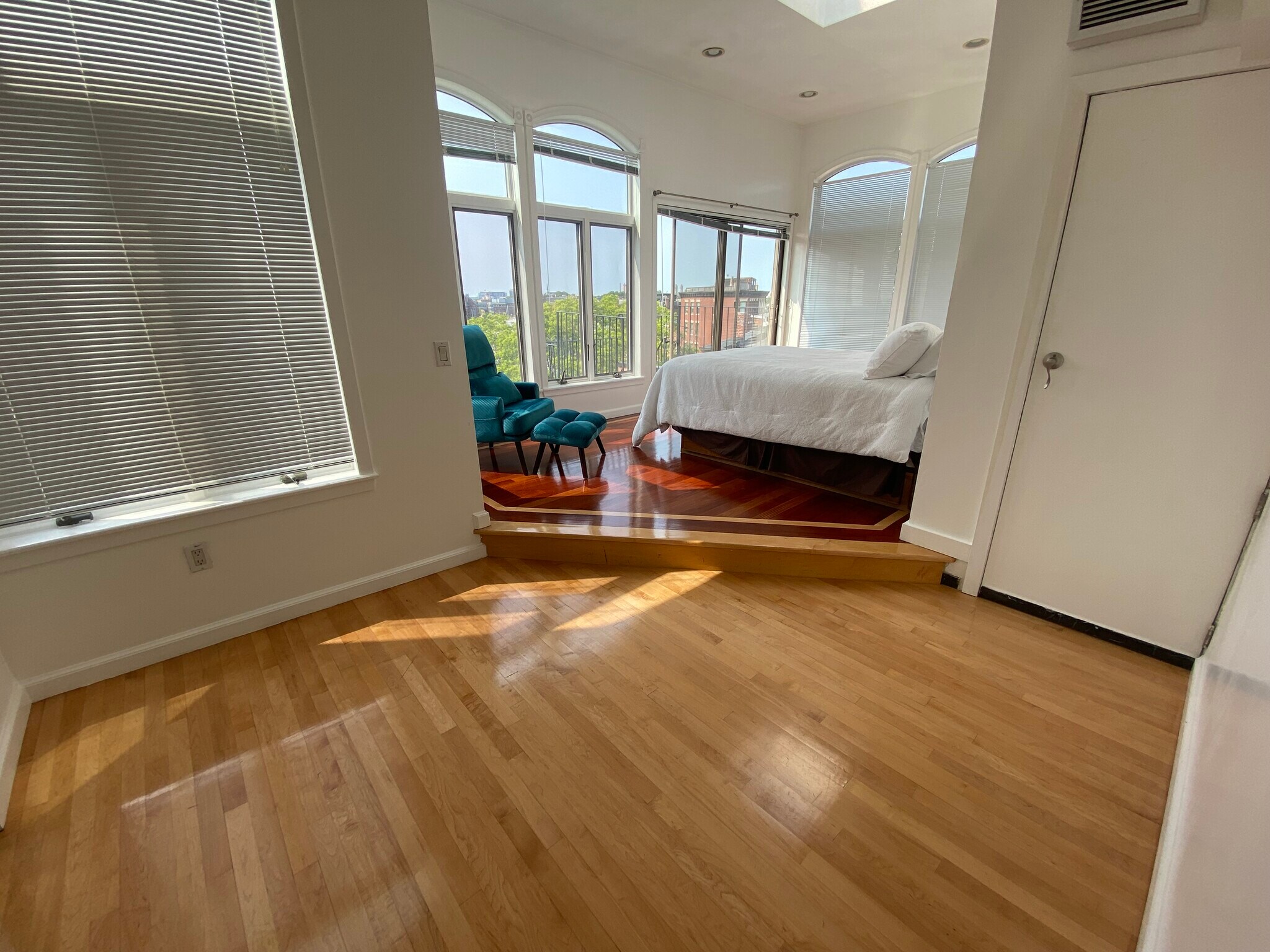 Building Photo - 21 Snow Hill St