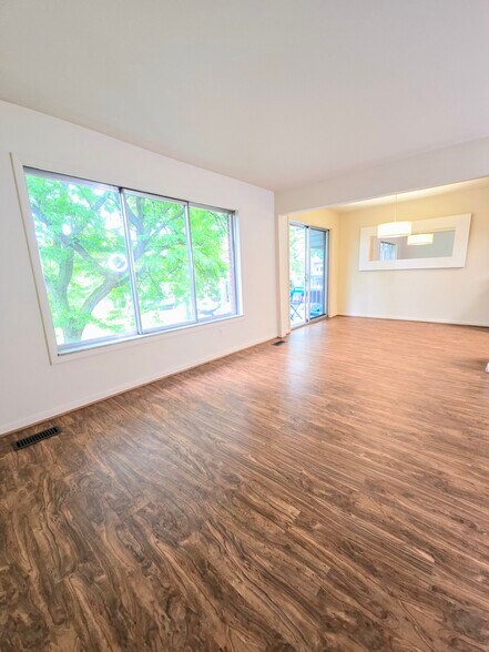 Building Photo - 16810 Edloytom Way