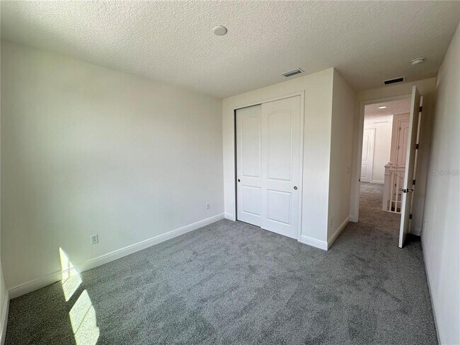 Building Photo - 13124 Weaver Ave