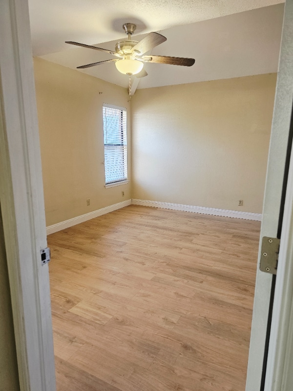 Building Photo - 11148 Loma Escondida Dr