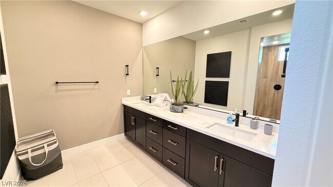 Building Photo - 6589 Songfest St