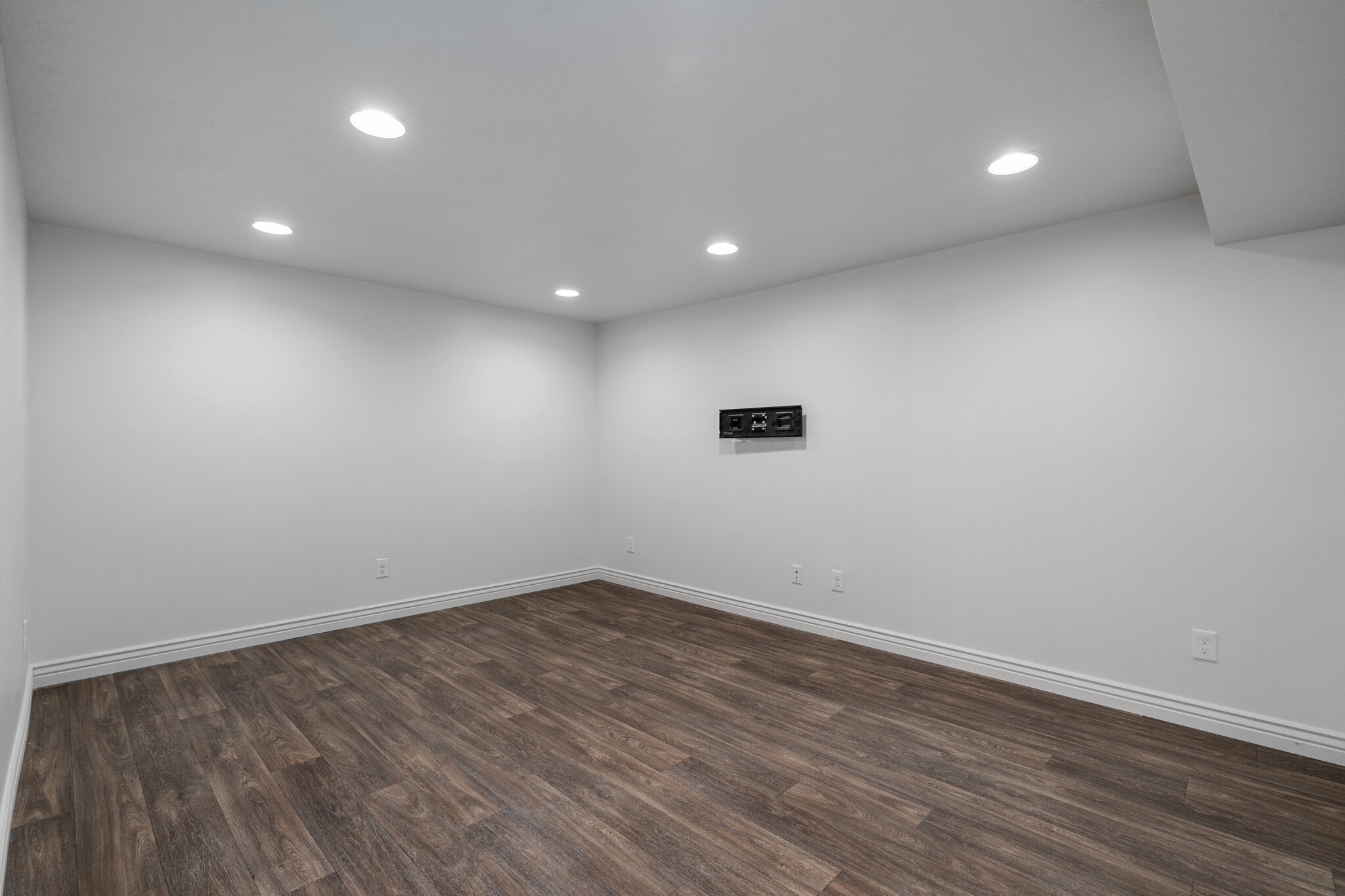 Building Photo - 7178 S 420 E