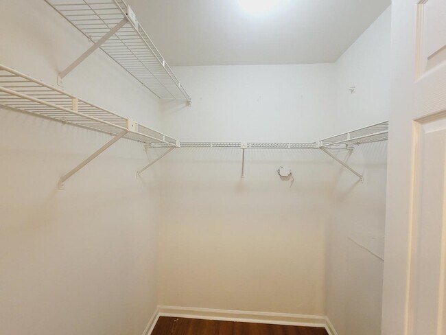 Building Photo - 1555 San Luis Rd