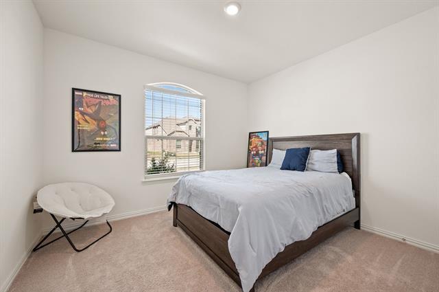 Building Photo - 1216 W Yarrow Ave