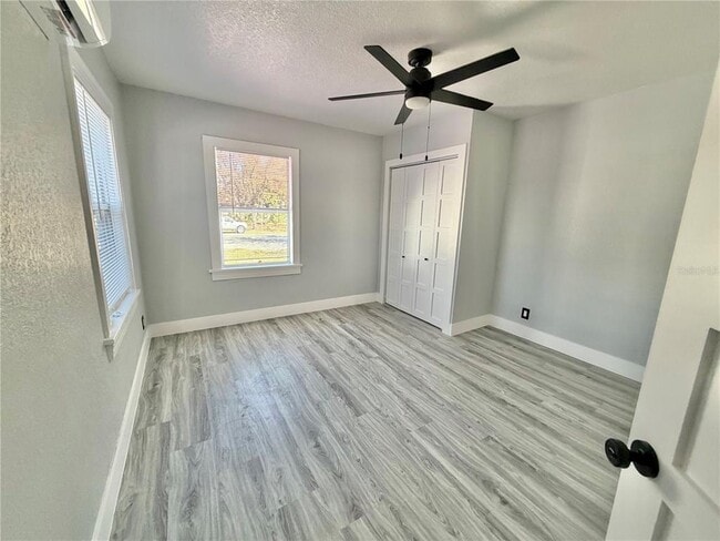 Building Photo - 2728 1st Ave S