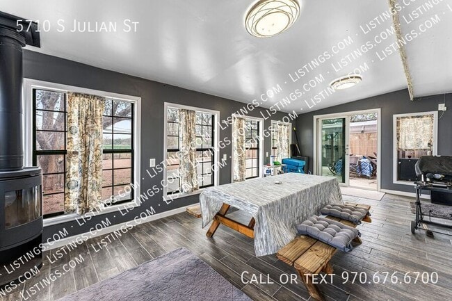 Building Photo - 5710 S Julian St