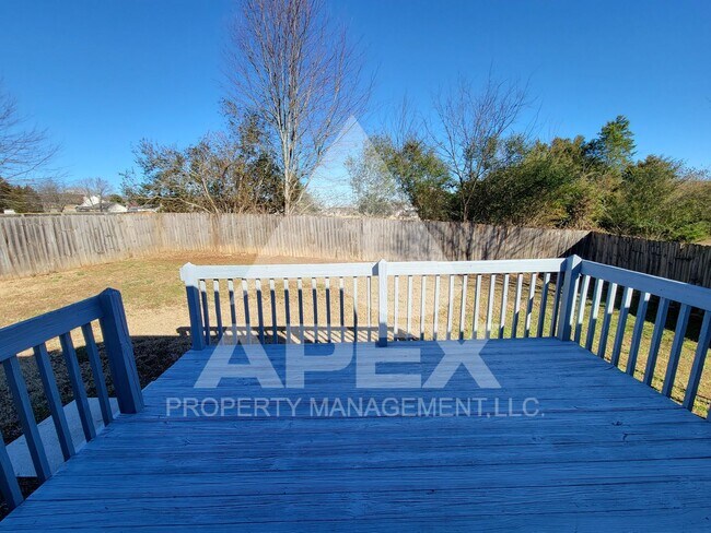 Building Photo - Beautiful 3Bd – 2Ba Single Family home on culdesac w/2 Car Garage in Powell off Emory Road!