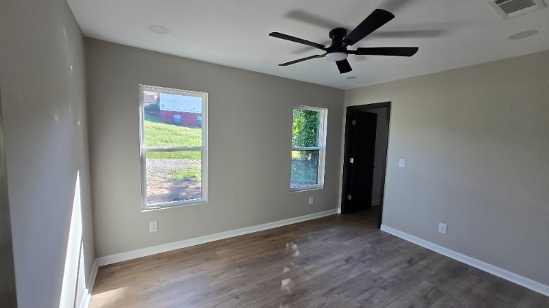 Building Photo - 804 Martin St