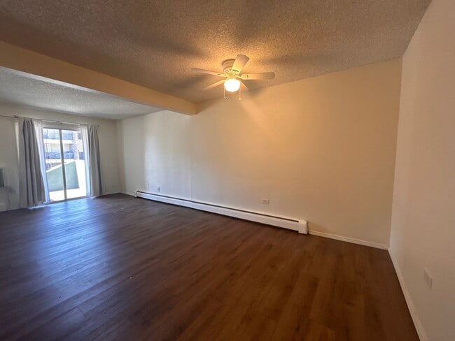 Building Photo - 4601 S Lowell Blvd