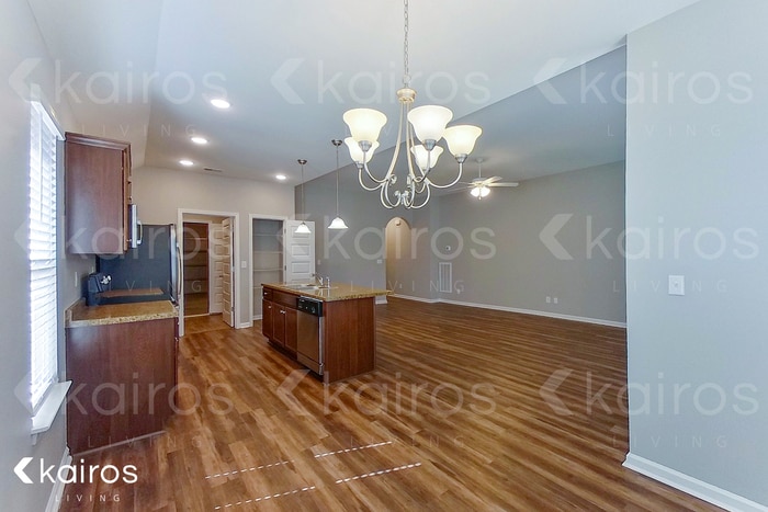 Building Photo - 6951 Brightwell Ln