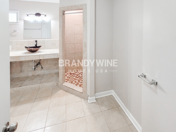 Building Photo - 8042 Port Douglas Dr