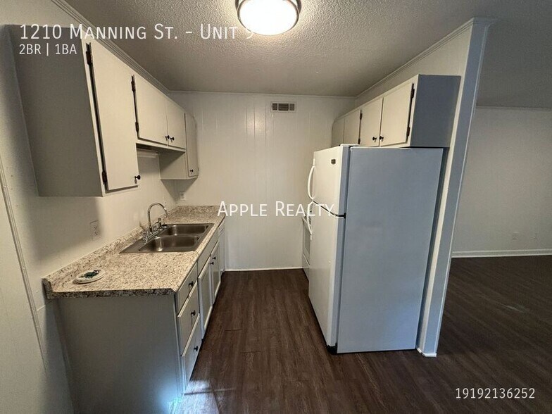 Building Photo - 1210 Manning St