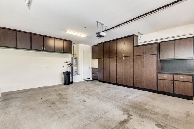 Building Photo - 22930 N 45th Pl