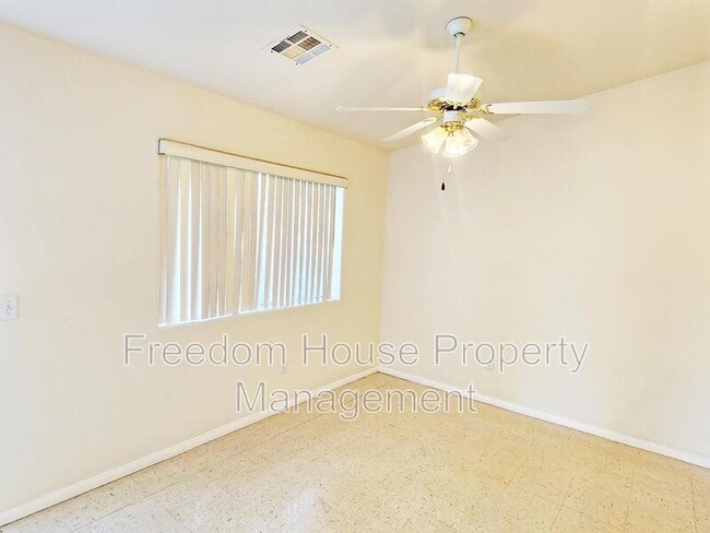 Building Photo - 1770 Pershing Ave