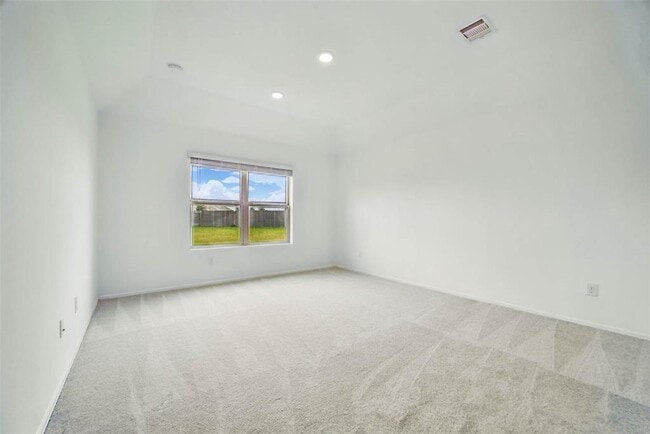 Building Photo - 2921 Eden Lk Ln