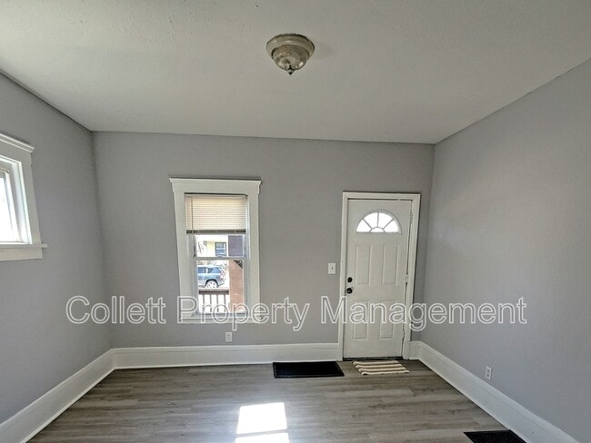 Building Photo - 3539 W 50th St