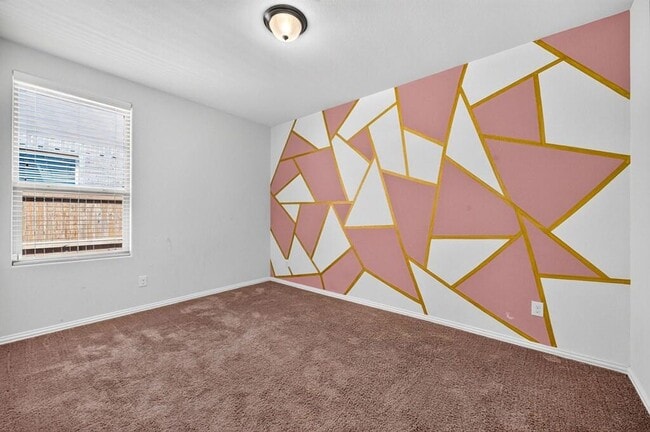 Building Photo - 7305 Fossell Ranch Rd