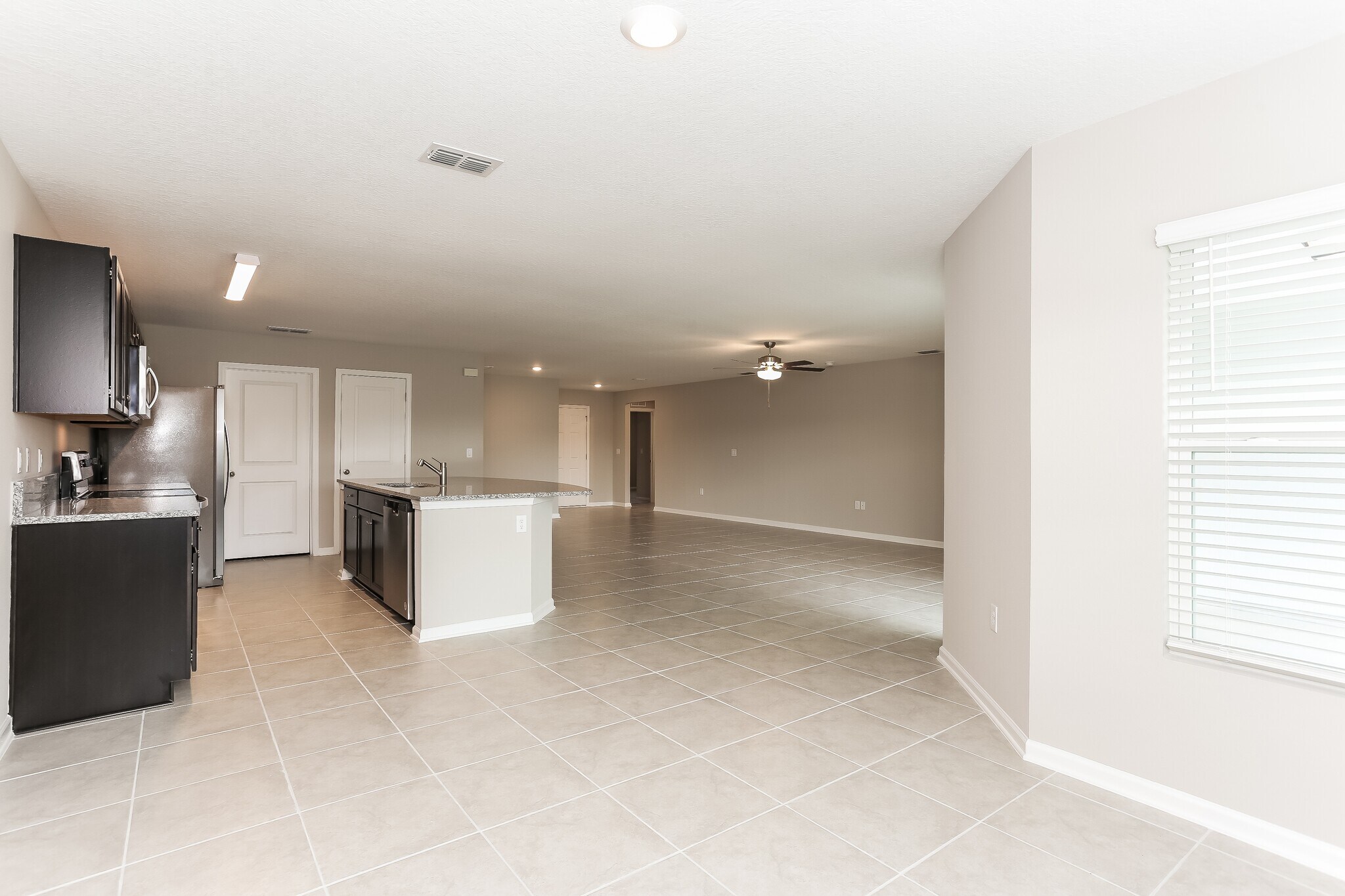 Building Photo - 9330 Joannes Wy